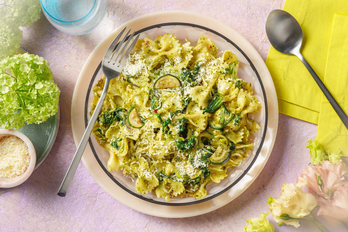Elfjes in Wonderwoud-saus van spinazie en courgette