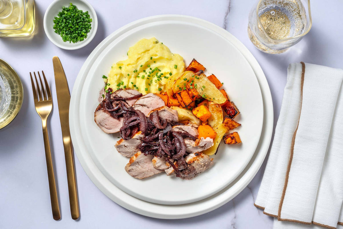 Filet mignon de porc, sauce au vin rouge et purée à la ciboulette