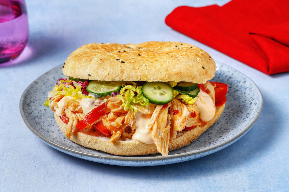 Turks broodje met spicy pulled chicken