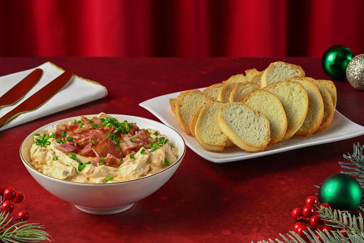 Bacon-Jalapeño Pimento Cheese Dip Appetizer