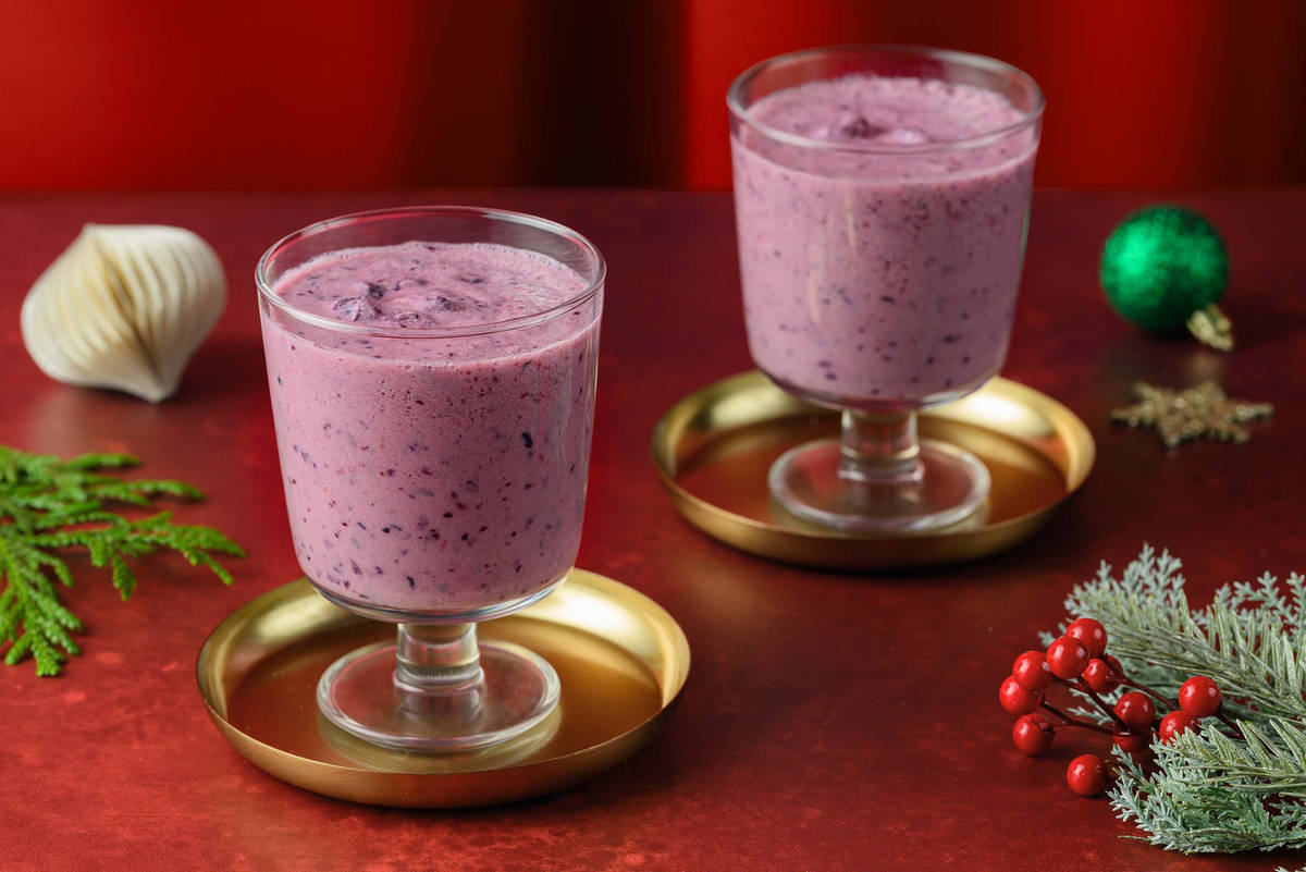 Merry Berry Smoothie | Blender Required