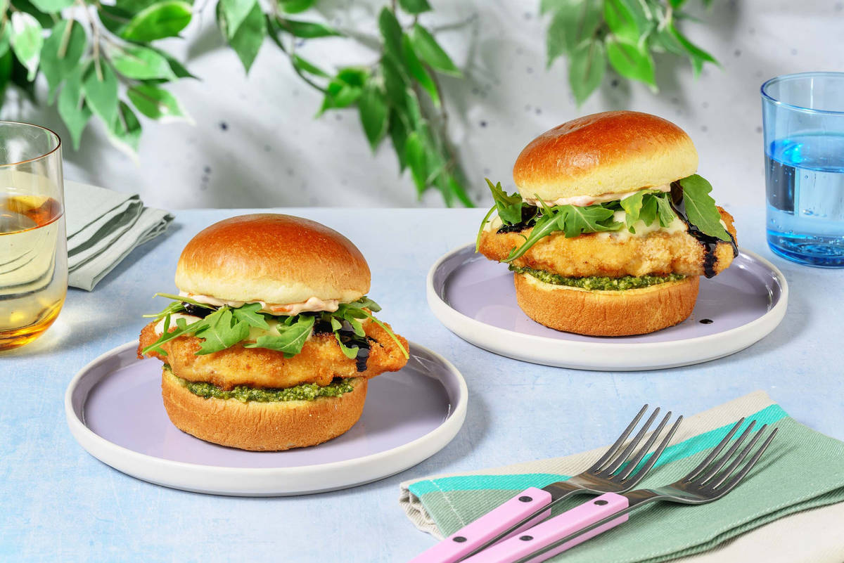 Italian Style Breaded Chicken & Mozzarella Bun