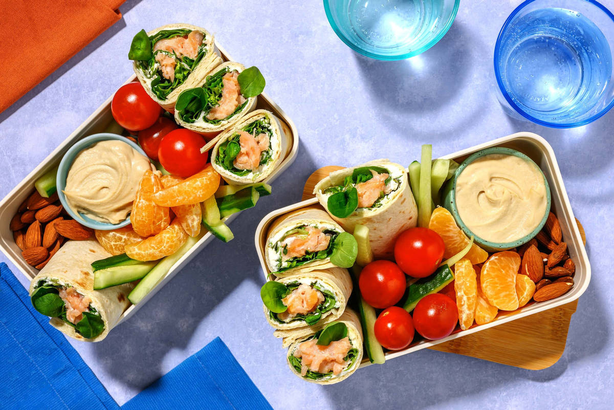 Lunchbox met wraps met warmgerookte zalm