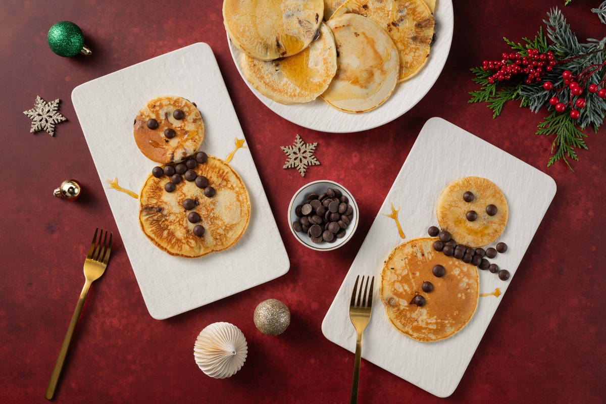 Snowman Pancakes 