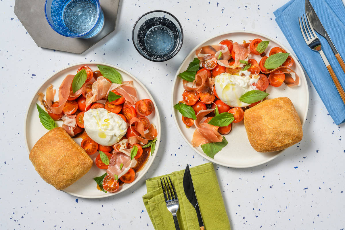 Salade façon caprese, burrata & jambon sec