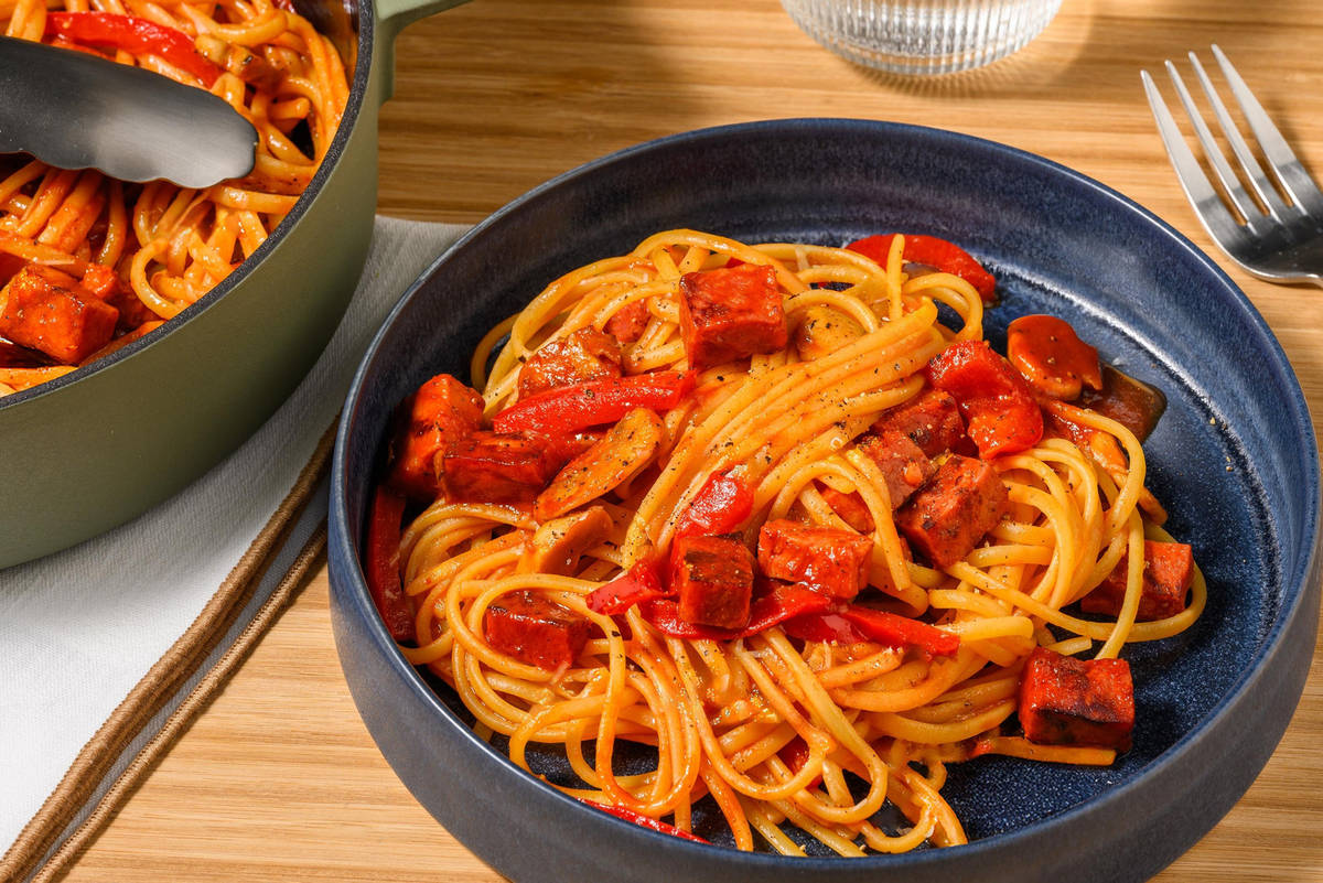 Bell Pepper, Mushroom and Chorizo Linguine