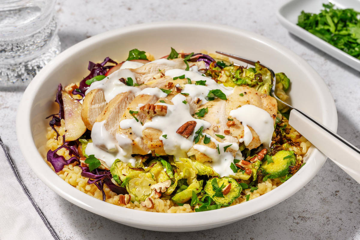 Ovnsbakt kylling- og rosenkålbowl