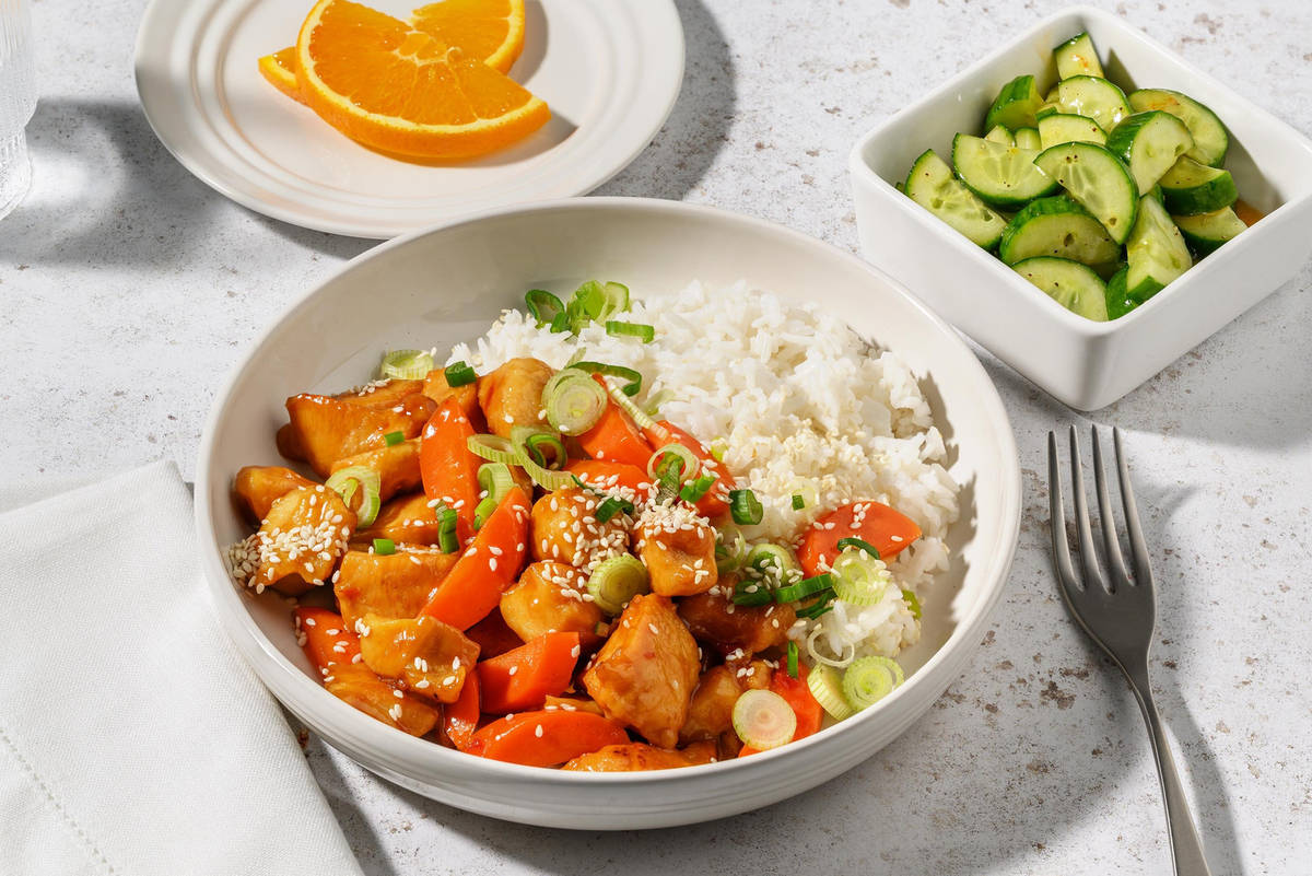 Hähnchen mit sticky Orangen-Soja-Glasur