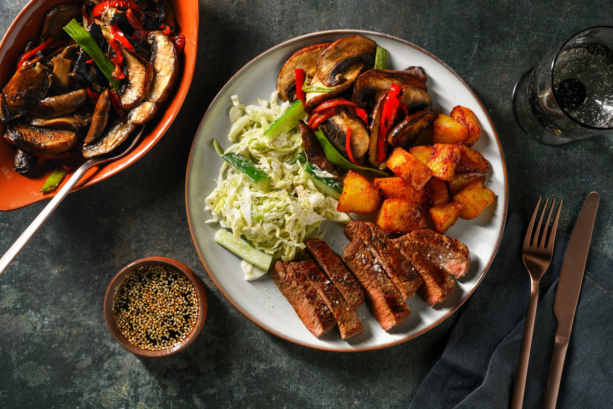 Yakiniku-steak og sojastegte kartofler