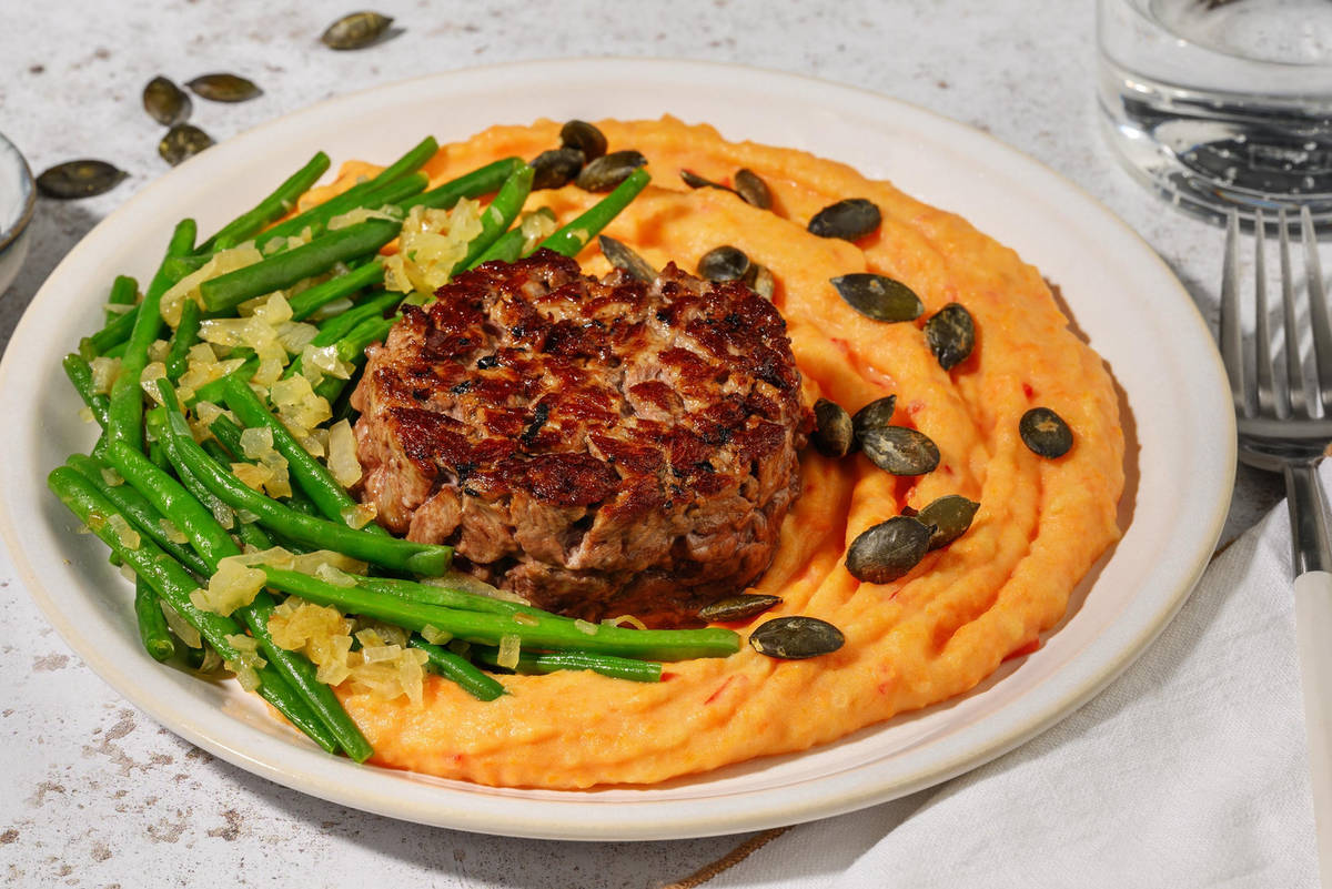 Duitse biefstuk met pittige zoete-aardappelpuree