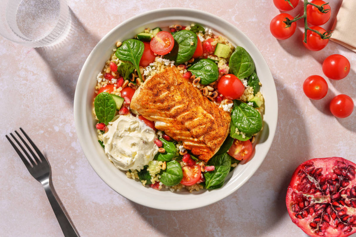 Harissakryddad torsk och örtig tabbouleh