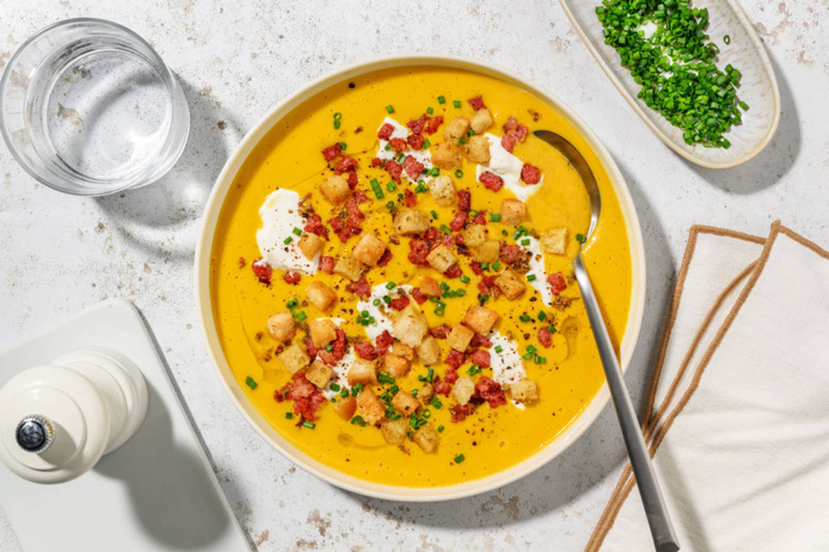 Sopa templada de zanahoria con bacon