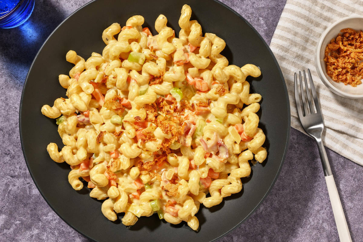 Macaronis au fromage au double bacon et aux petits pois