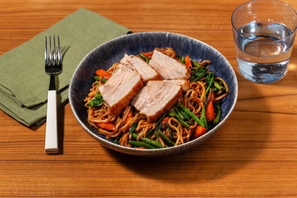 [Easy] Roast Pork Belly & Umami Egg Noodles