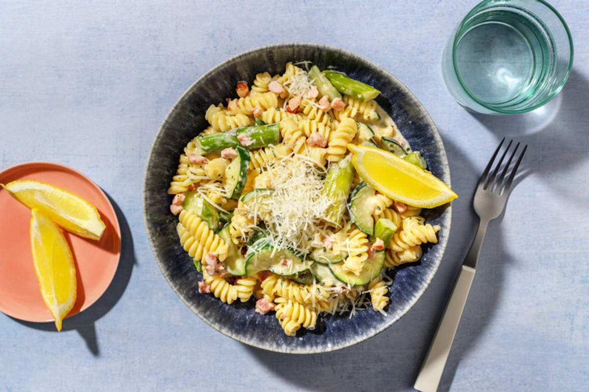 One-Pot Creamy Bacon, Chicken & Asparagus Fusilli