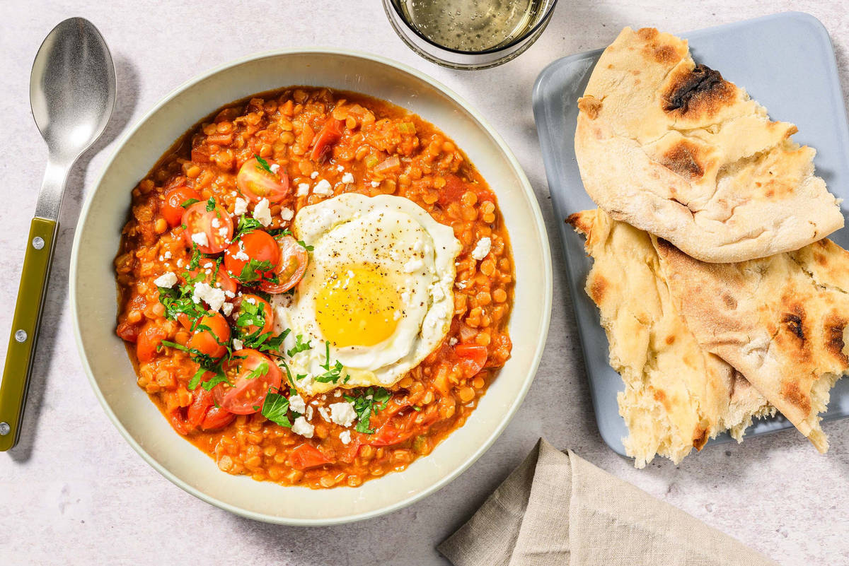 Poêlée de tomates, de chorizo et de lentilles rouges assaisonnées