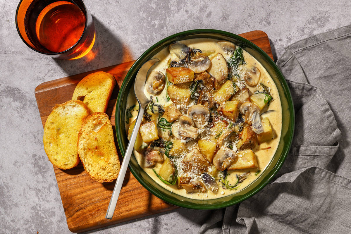 Creamy Bacon, Mushroom & Potato Soup