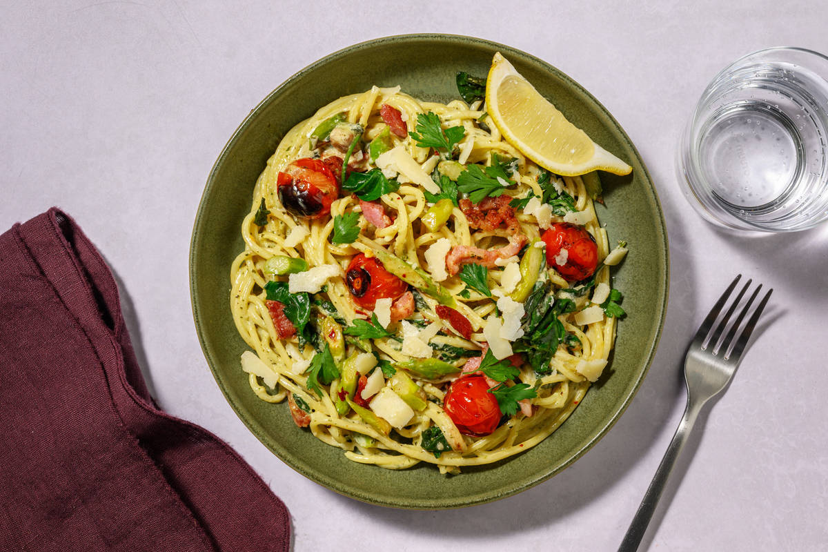 Pesto Bacon, Prawn & Asparagus Speedy Spaghetti
