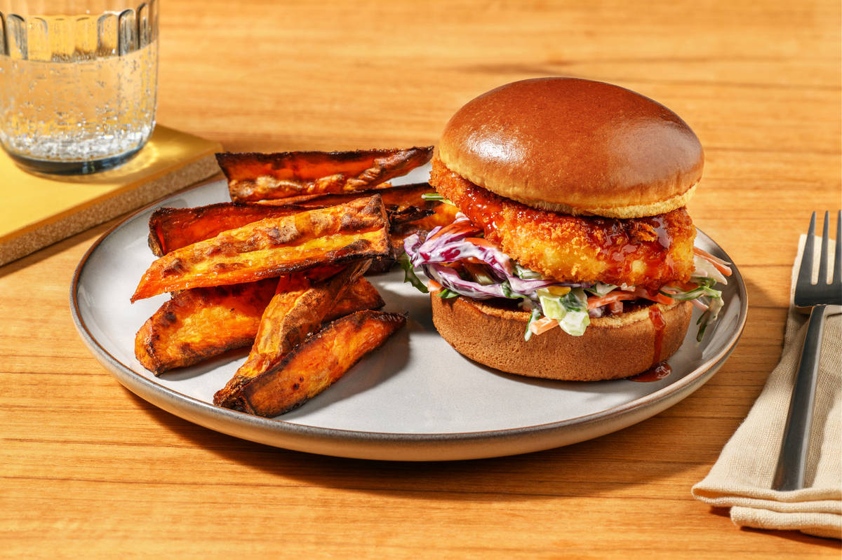 Chicken, Crumbed Halloumi Burger & BBQ-Cherry Sauce