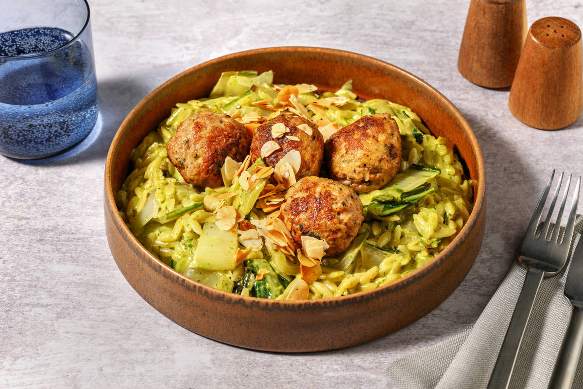 HelloHero: One-Pot Garlicky Beef Meatballs