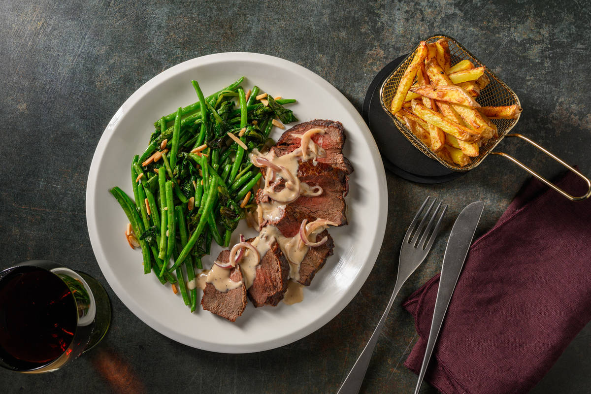Fillet Steak & Moemoe Potato Fries