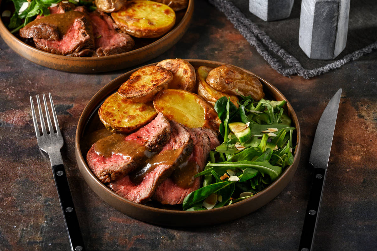 Herbed Beef Eye Fillet & Mushroom Sauce