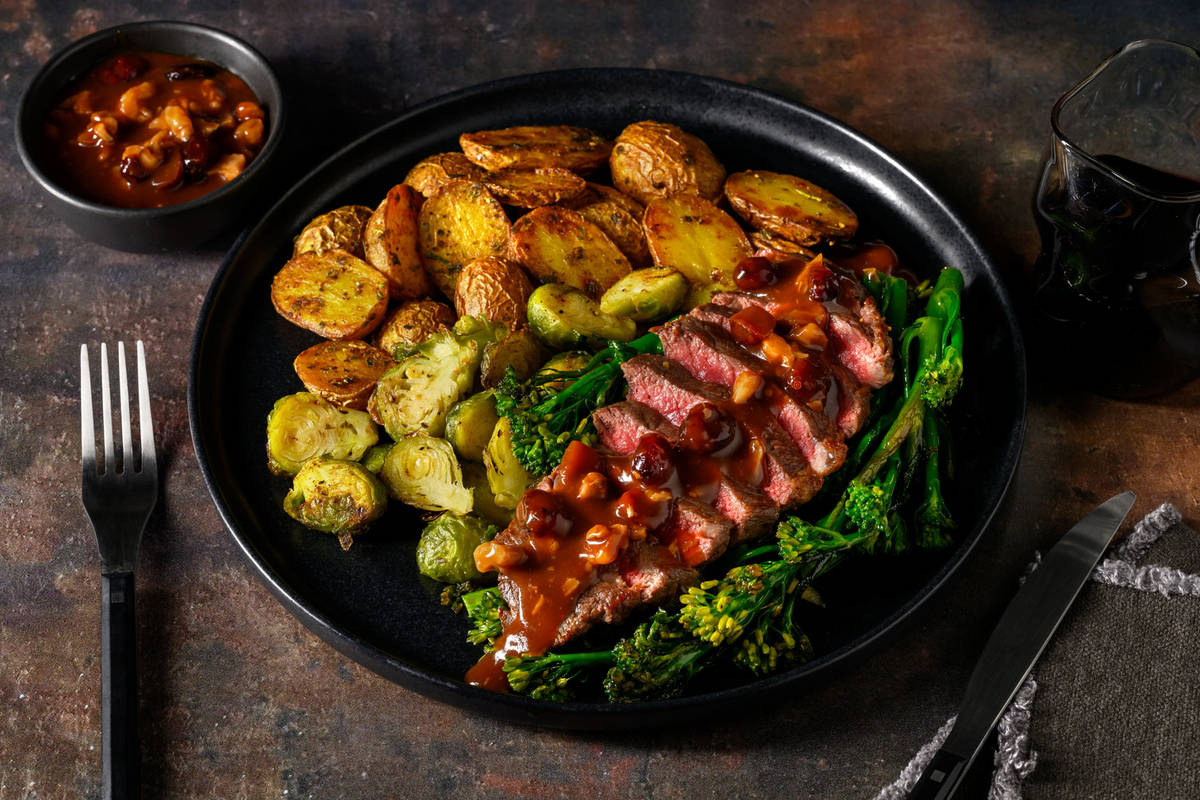 [Xmas in July] Roast Lamb & Cranberry Walnut Sauce