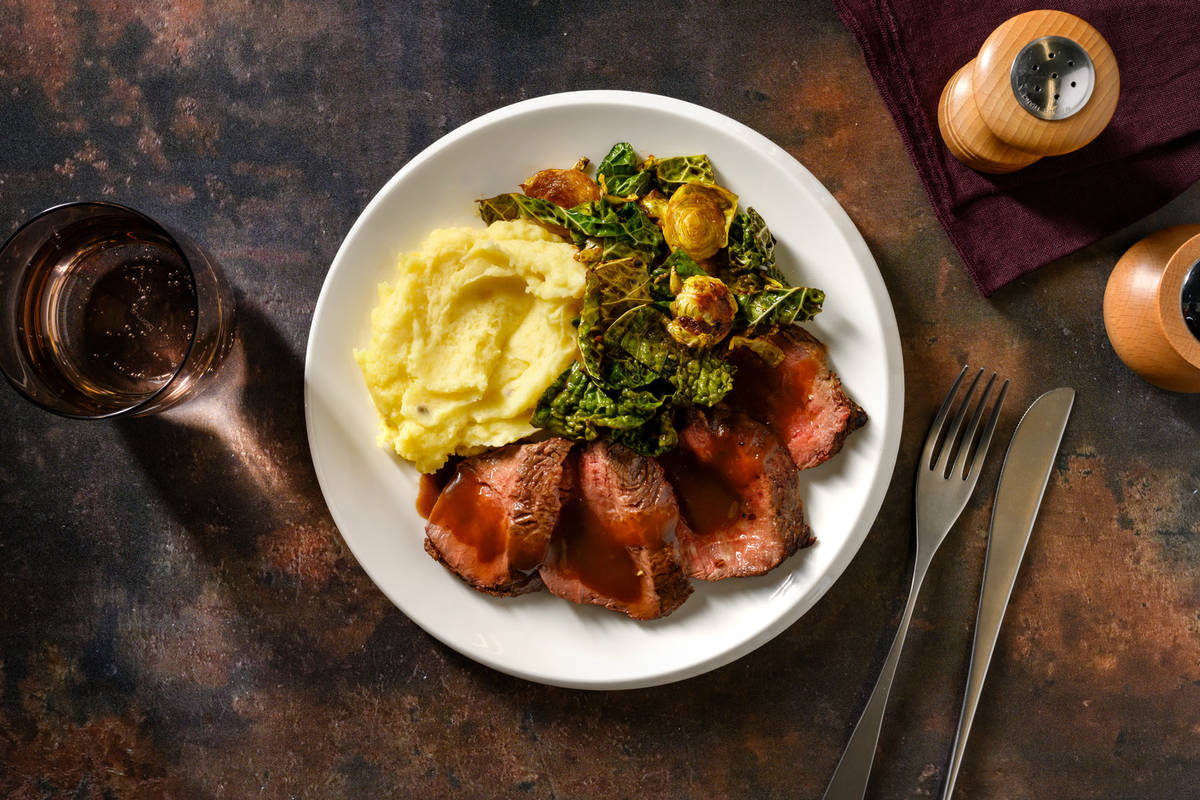[King’s Day] Peppered Roast Beef & Horseradish Mash