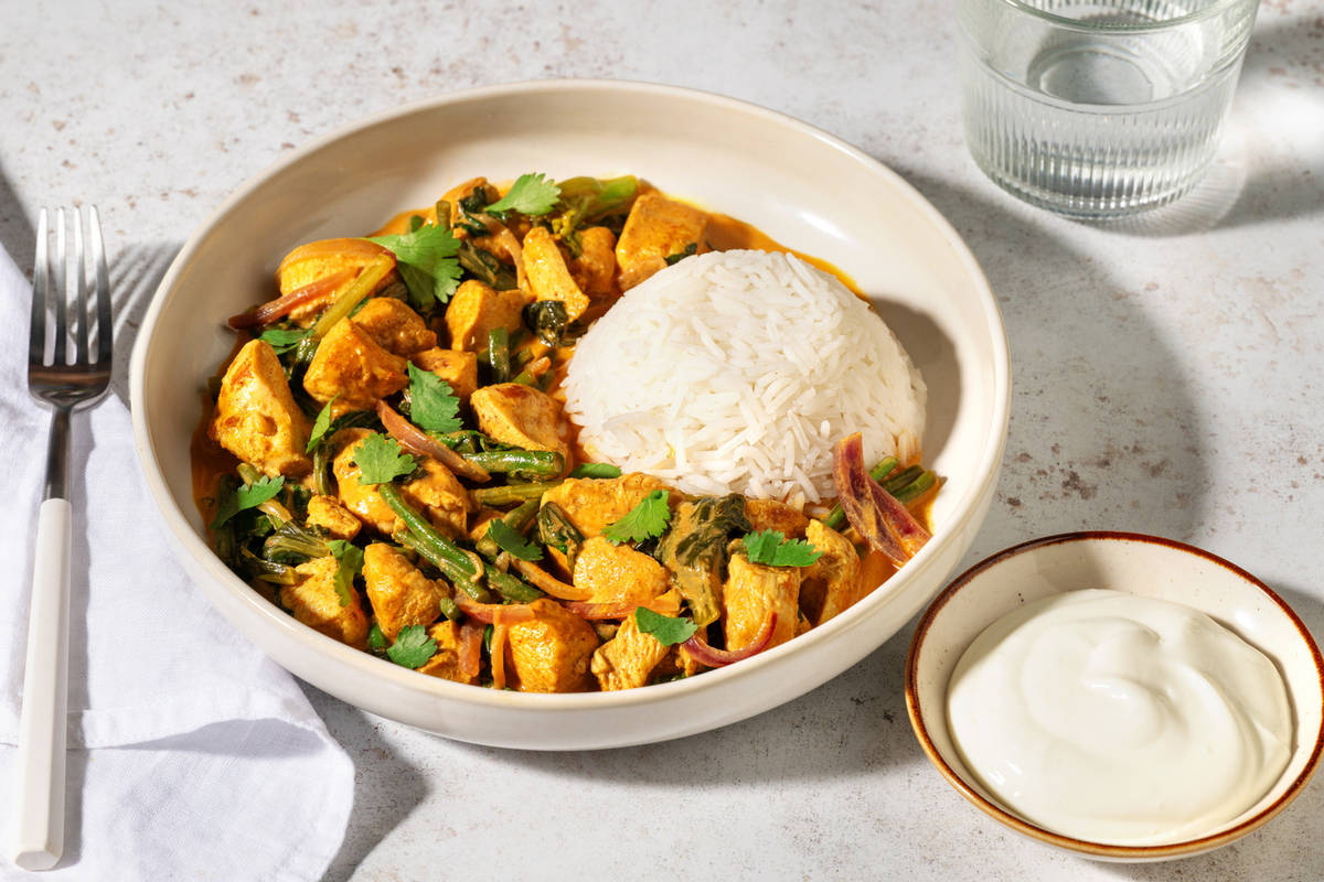 Curry-Spiced Chicken, Halloumi & Rice
