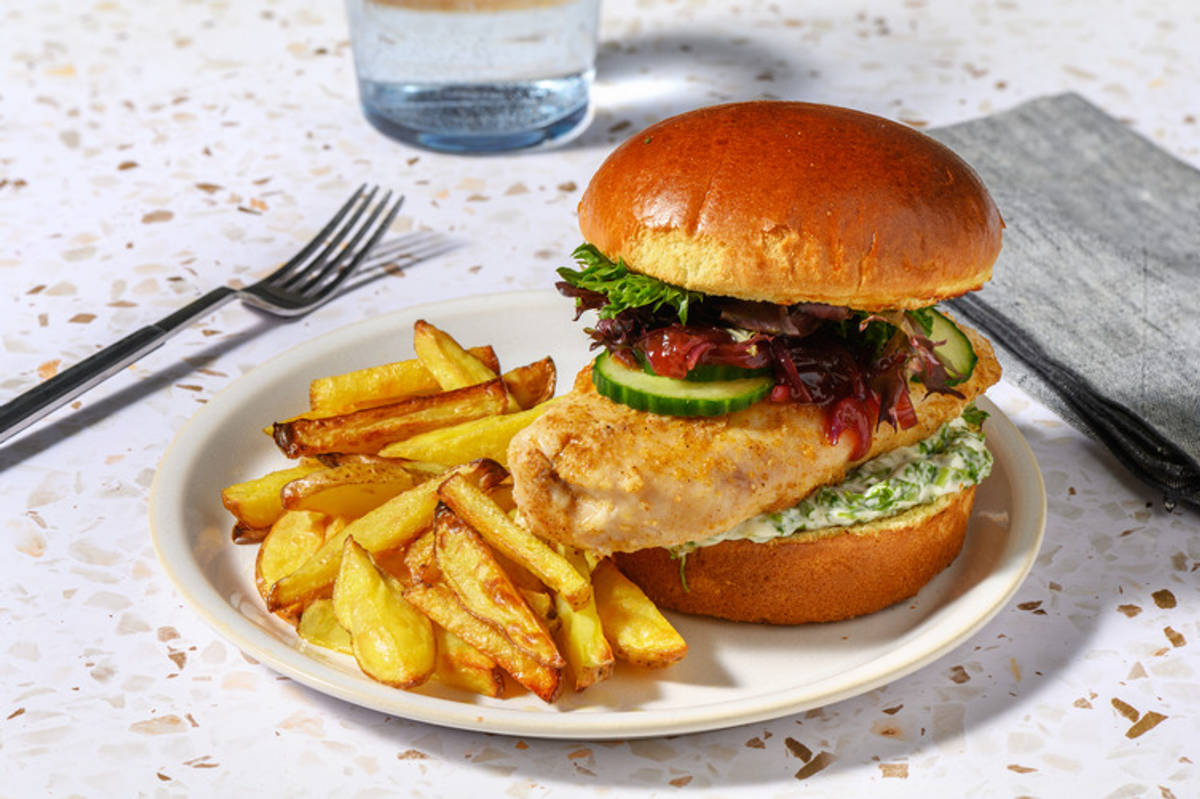 Classic Chicken, Halloumi & Caramelised Onion Burger