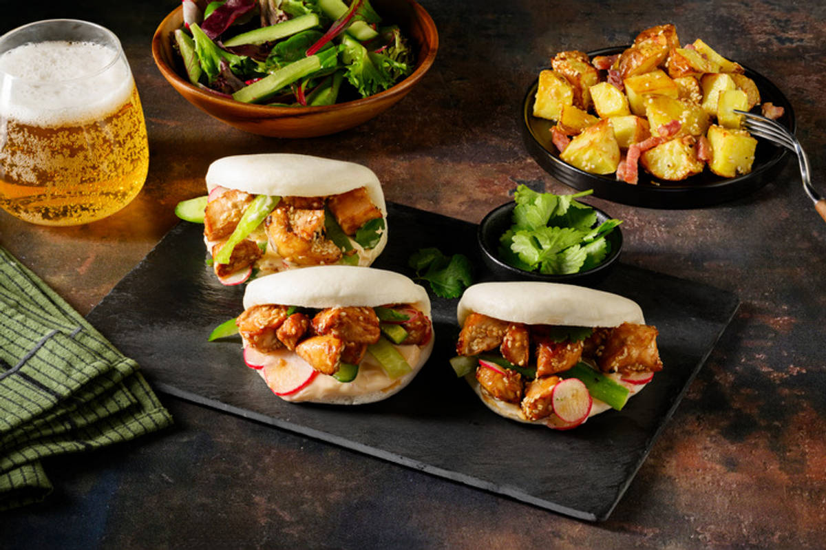 Sweet-Soy & Sesame Chicken Bao Buns