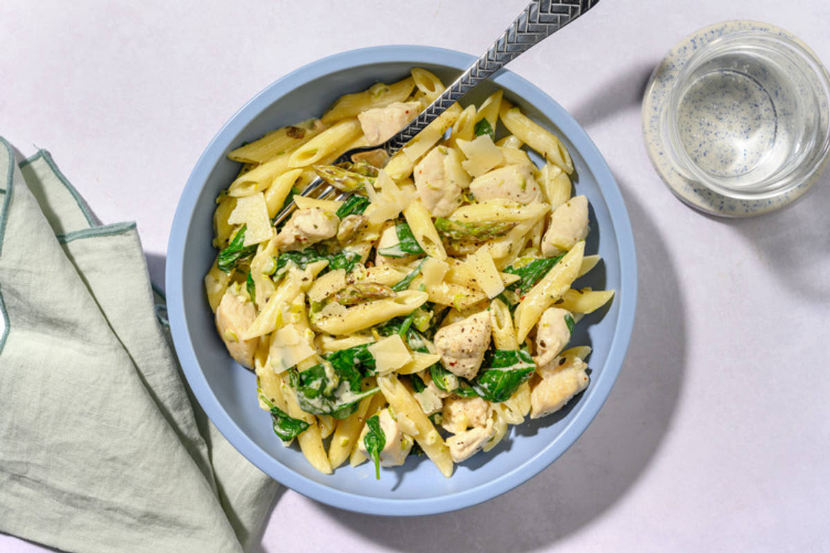 Nonna's Chicken & Asparagus Presto Pasta
