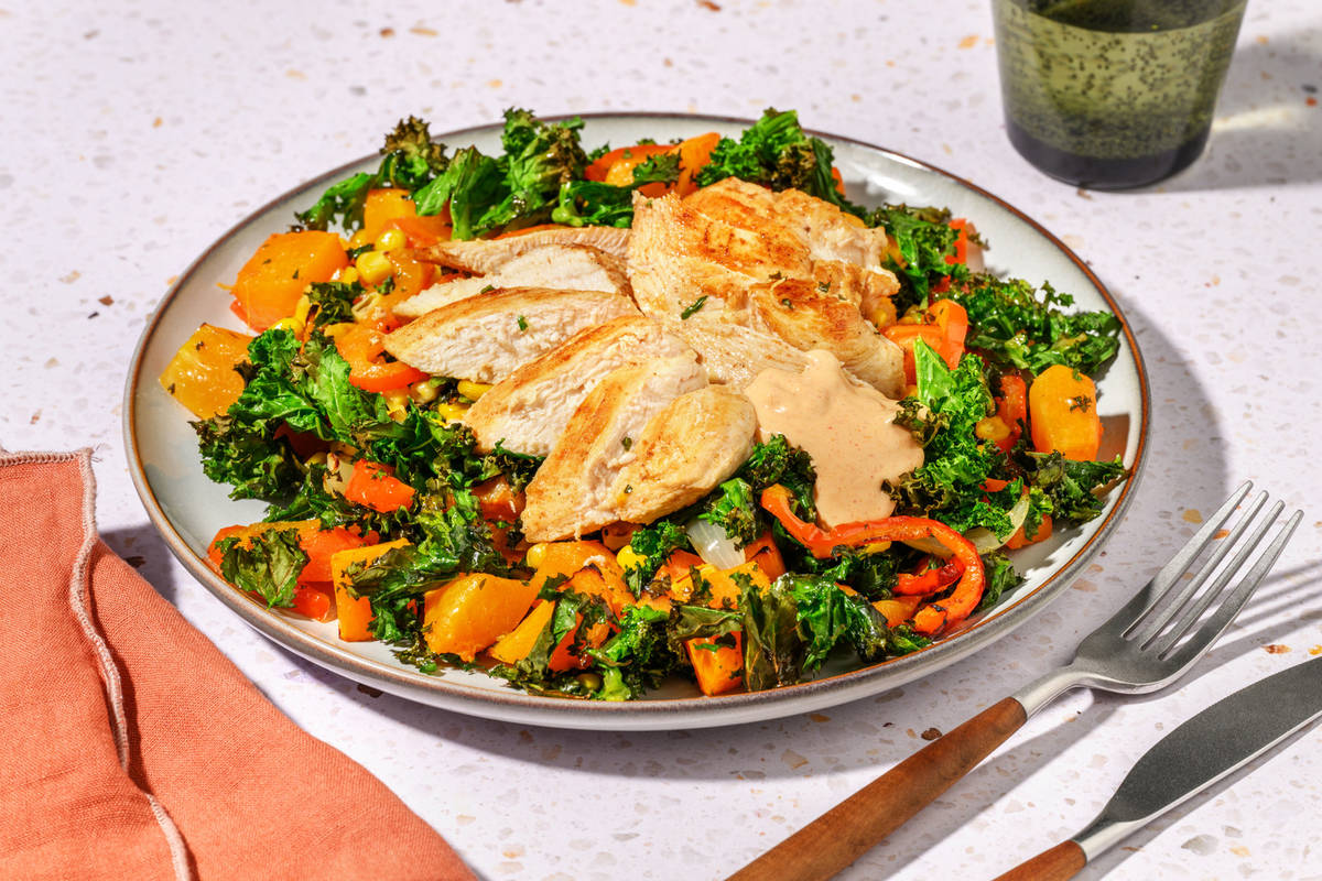Pan-Seared Salmon & Capsicum-Kale Toss