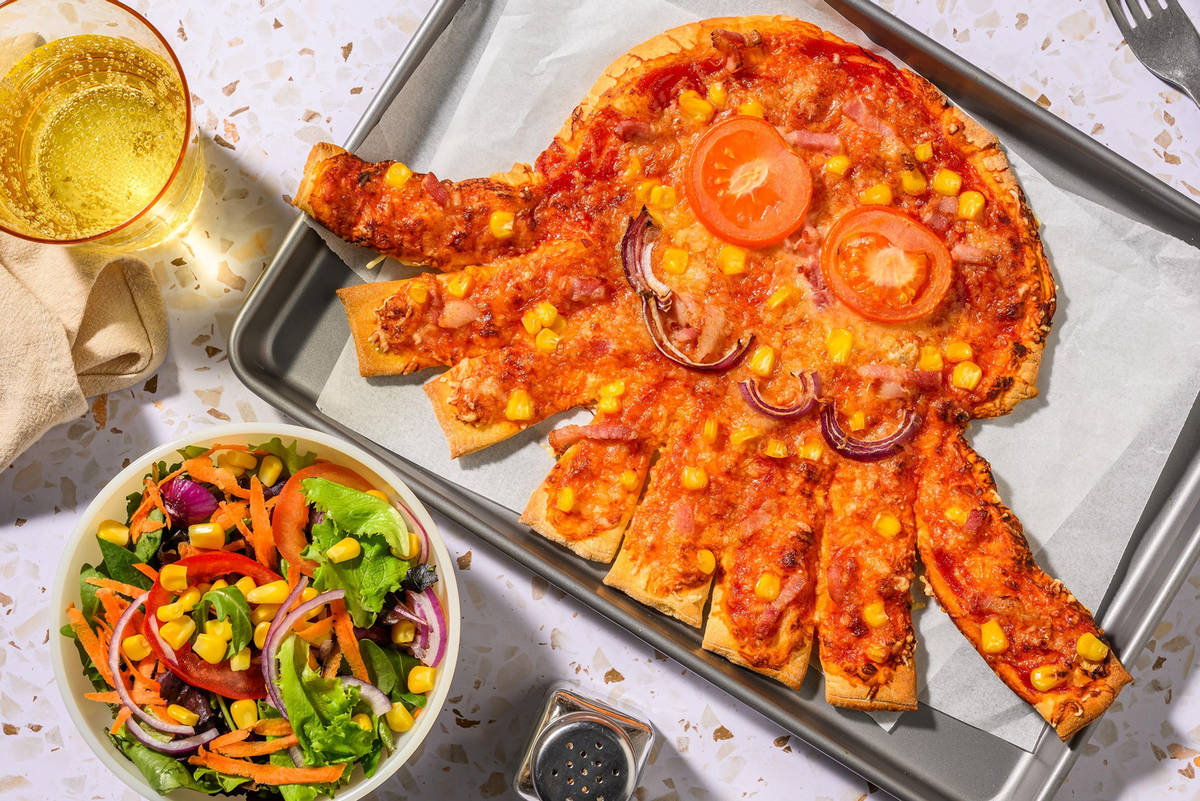 Blækspruttepizza med majs og bacon | Byg selv