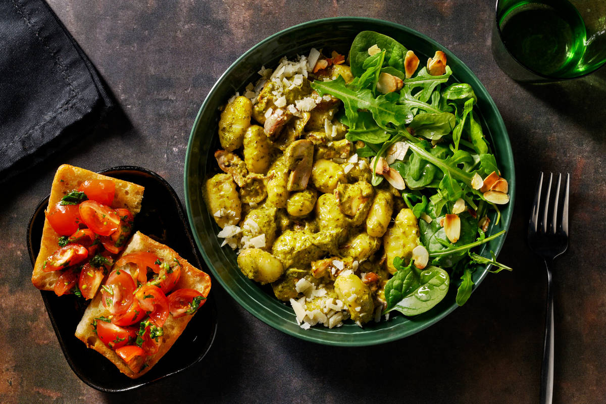 Mushrooms & Creamy Pesto Gnocchi