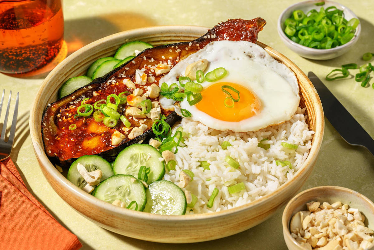 Miso-aubergine met spiegelei