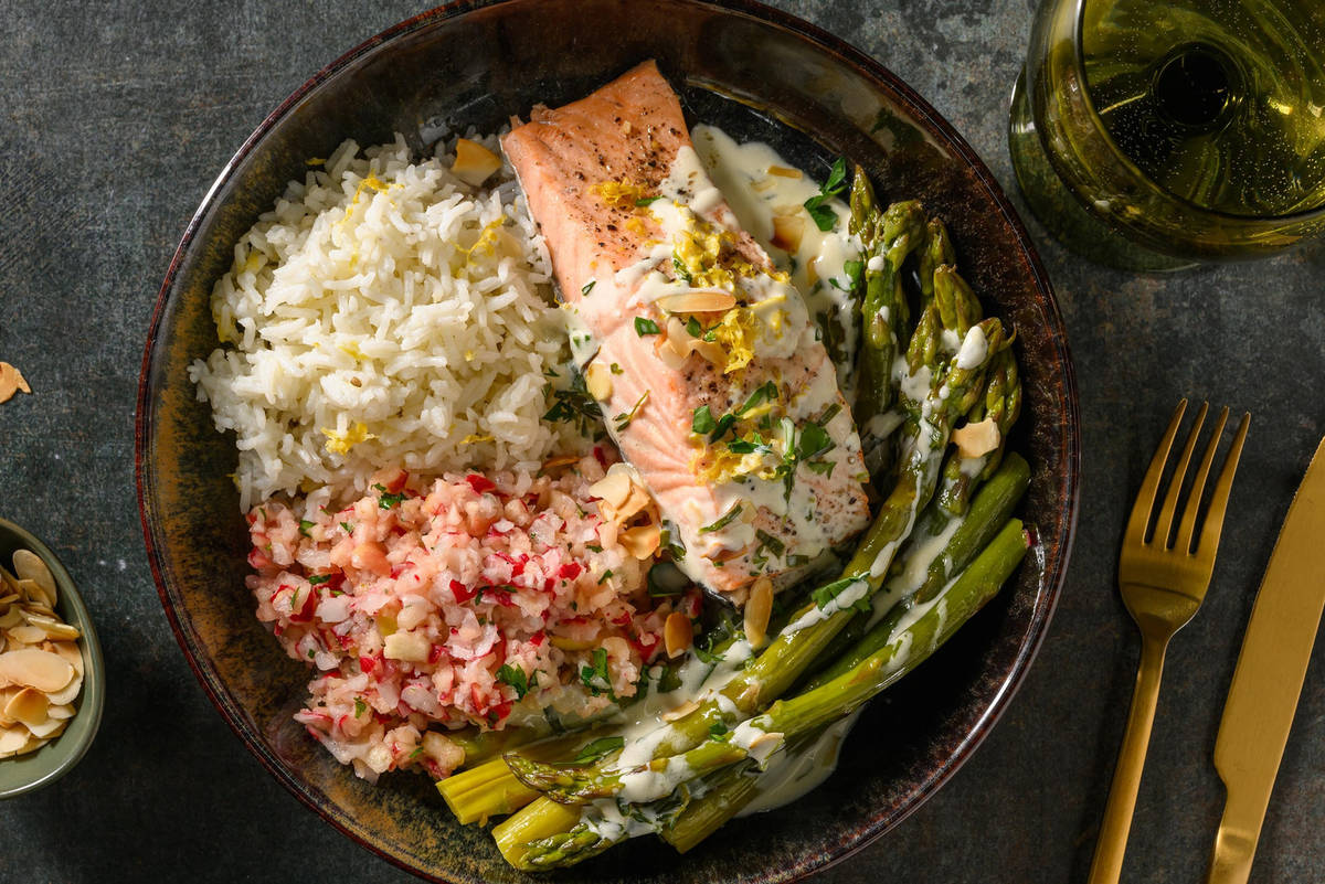 Gerösteter Lachs mit grünem Spargel