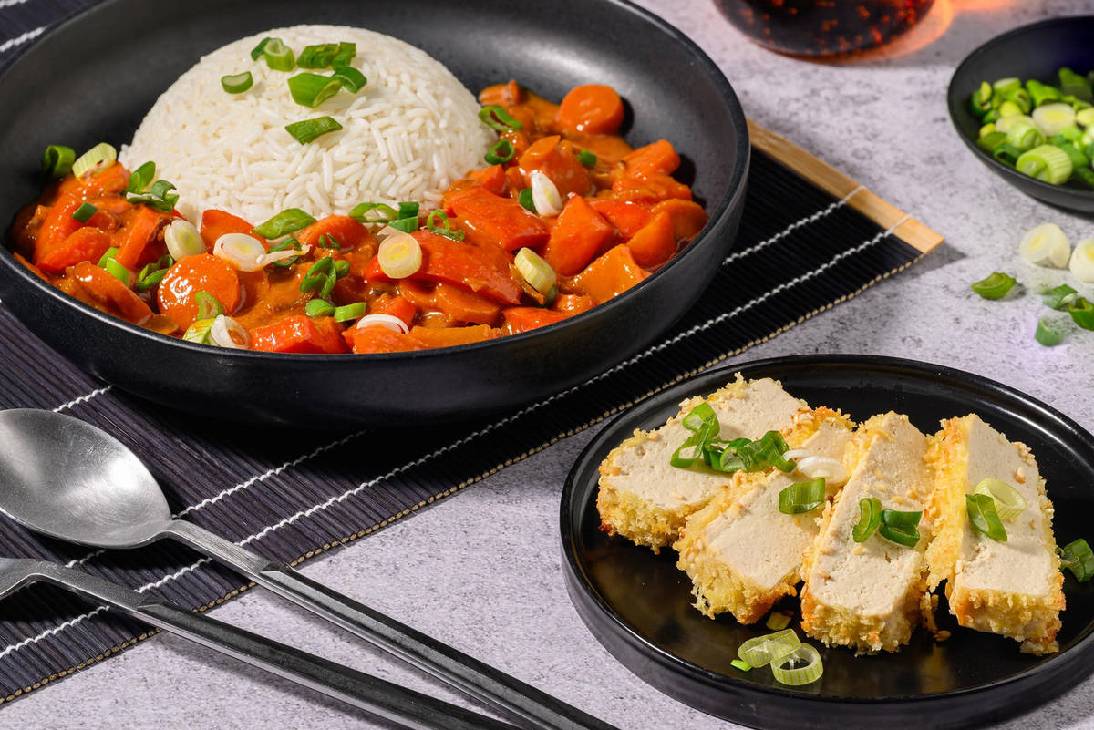 Katsukarry og sprød sesamtofu