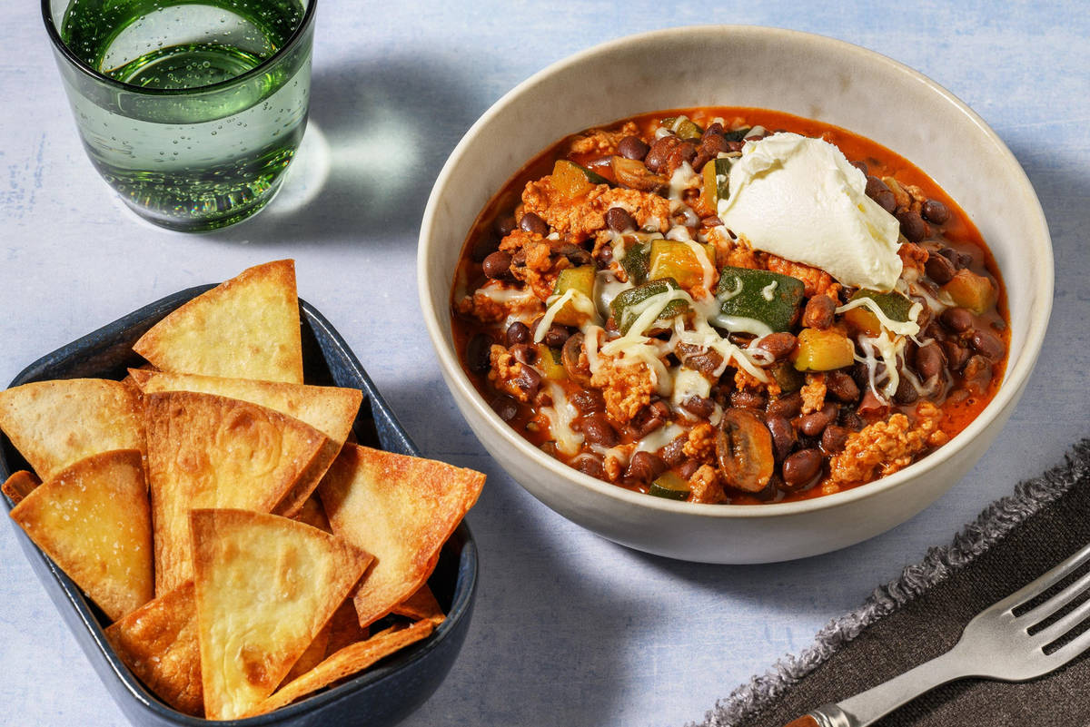 Mexican Style Cheesy Pork Nachos Rapidos