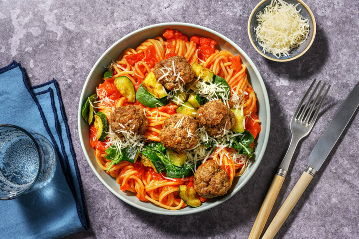 Köttbullar och pasta marinara