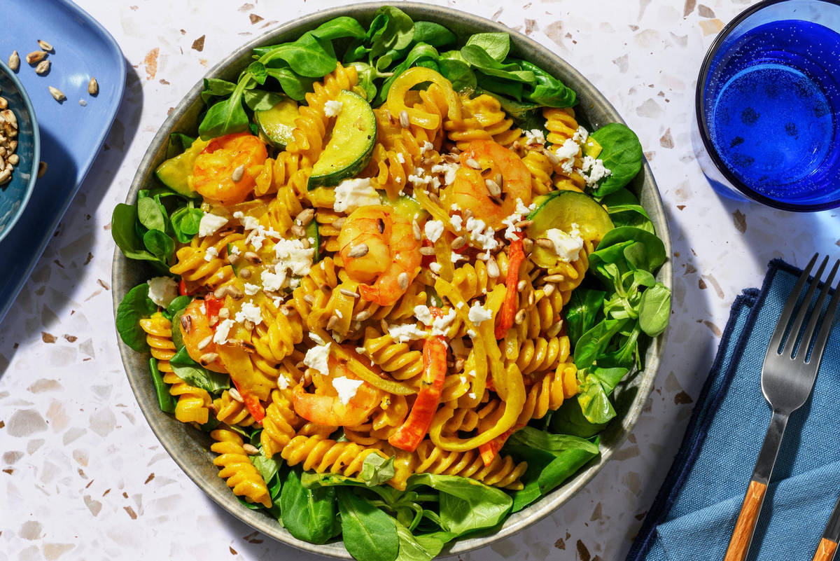 Fusili met garnalen in romige kerriesaus