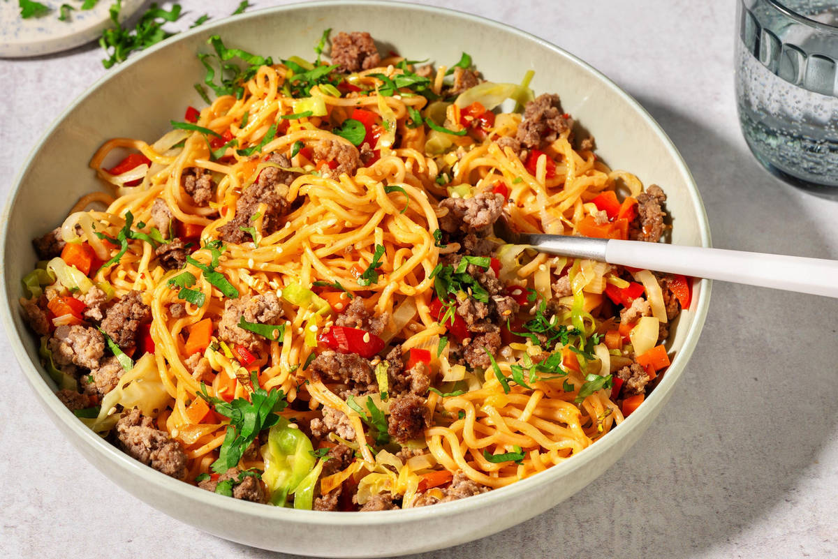 Bulgoginoedels met varkensgehakt en roerbakgroenten