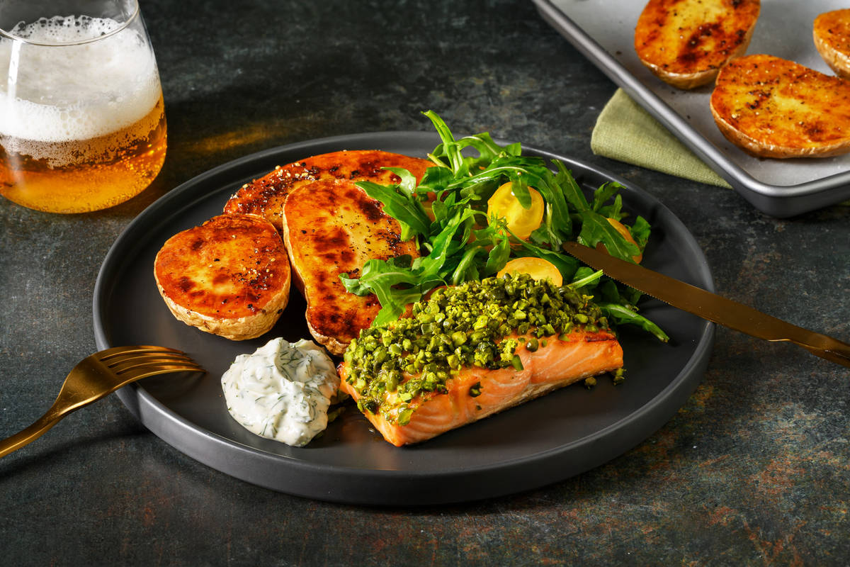 Salmone gratinato in crosta di pistacchi e senape