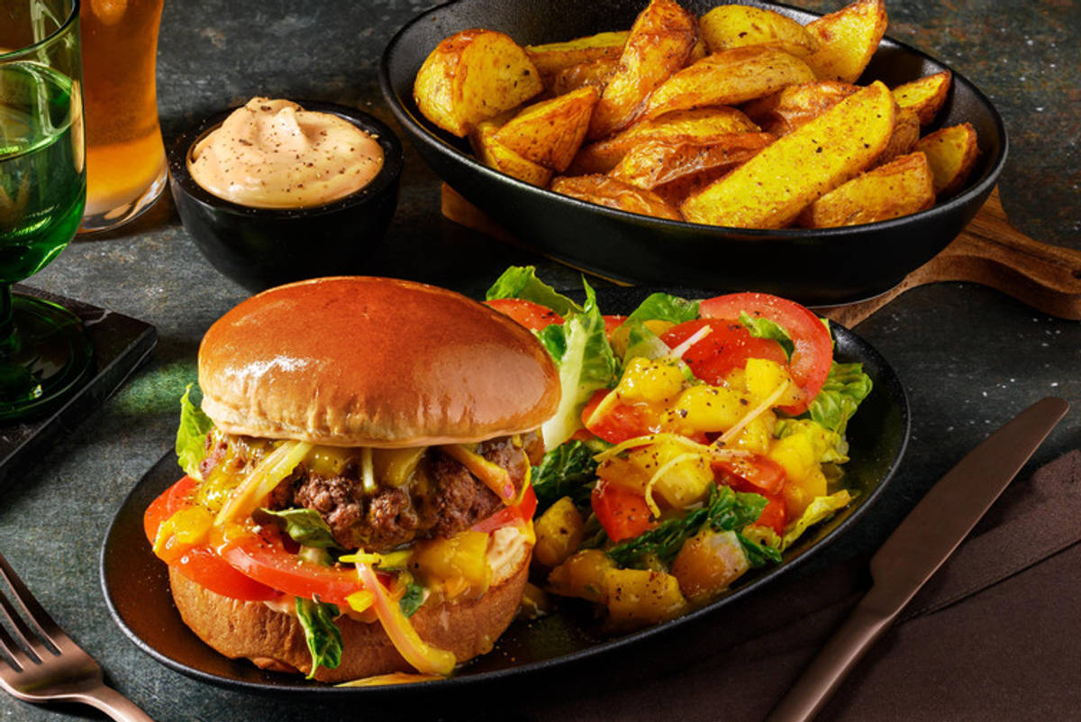 Bio-Rinderhackfleisch Burger mit Mango-Chutney