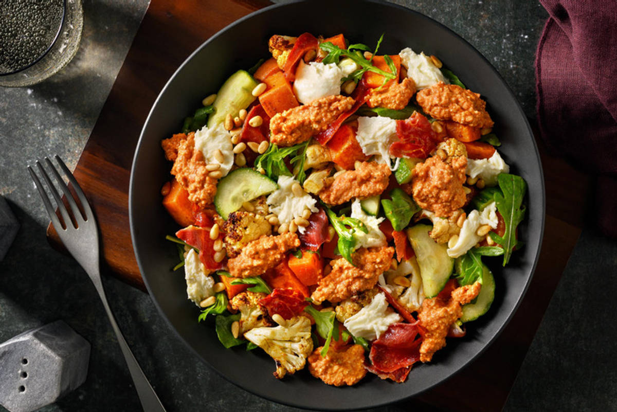 Crispy Prosciutto, mozzarella and Romesco style salad 