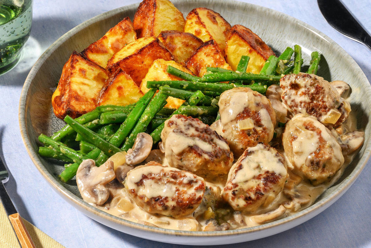 Boulettes de poulet en sauce crémeuse aux champignons