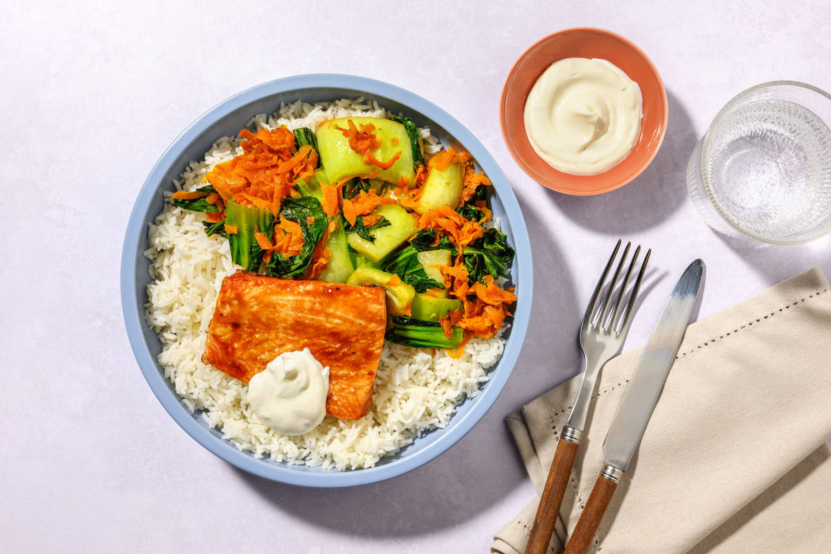 Salmón con glaseado de salsa hoisin y lima