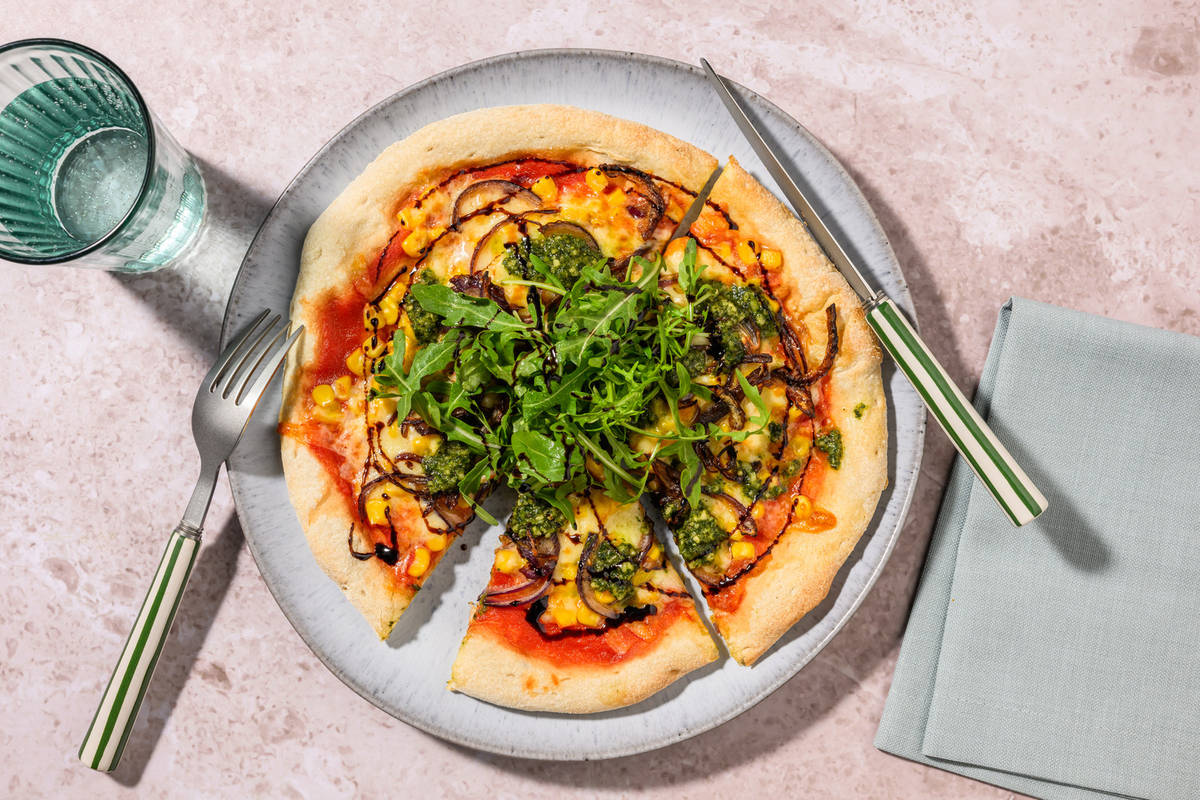 Caramelised Onion, Cheese and Pesto Naanizza