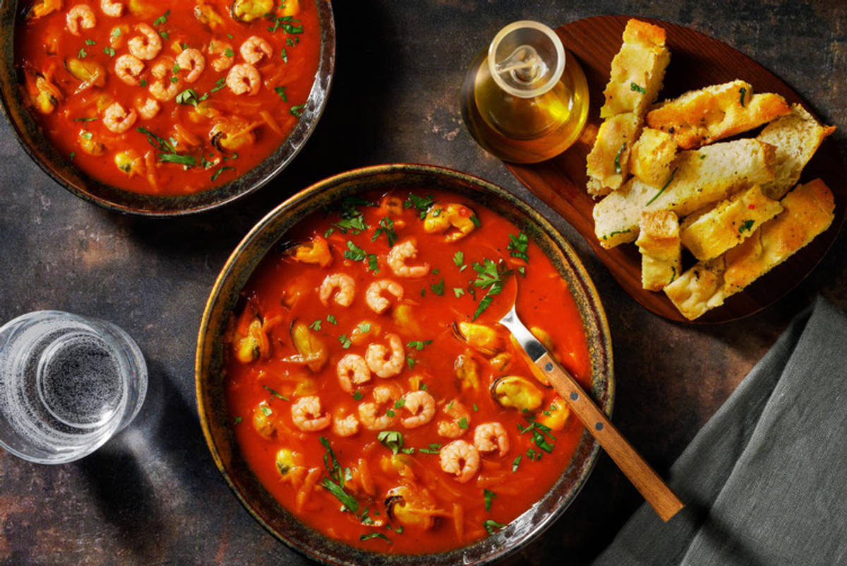 Zuppa ricca di cozze e gamberetti di Nonna Chiara
