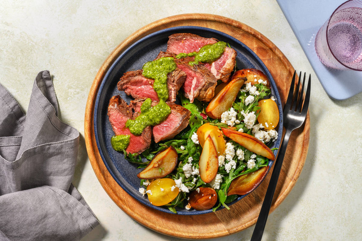Pesto Beef Steak & Sweet Apple Salad